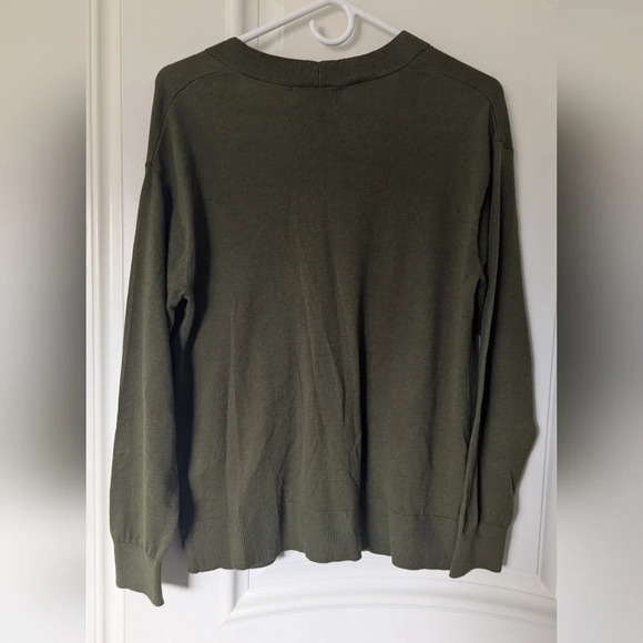 Banana Republic “Forever Sweater” Cardigan Army Green Front Button M - Picture 3 of 6